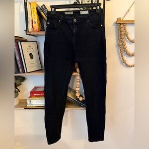 AG Adriano Goldschmied “The Legging Ankle”